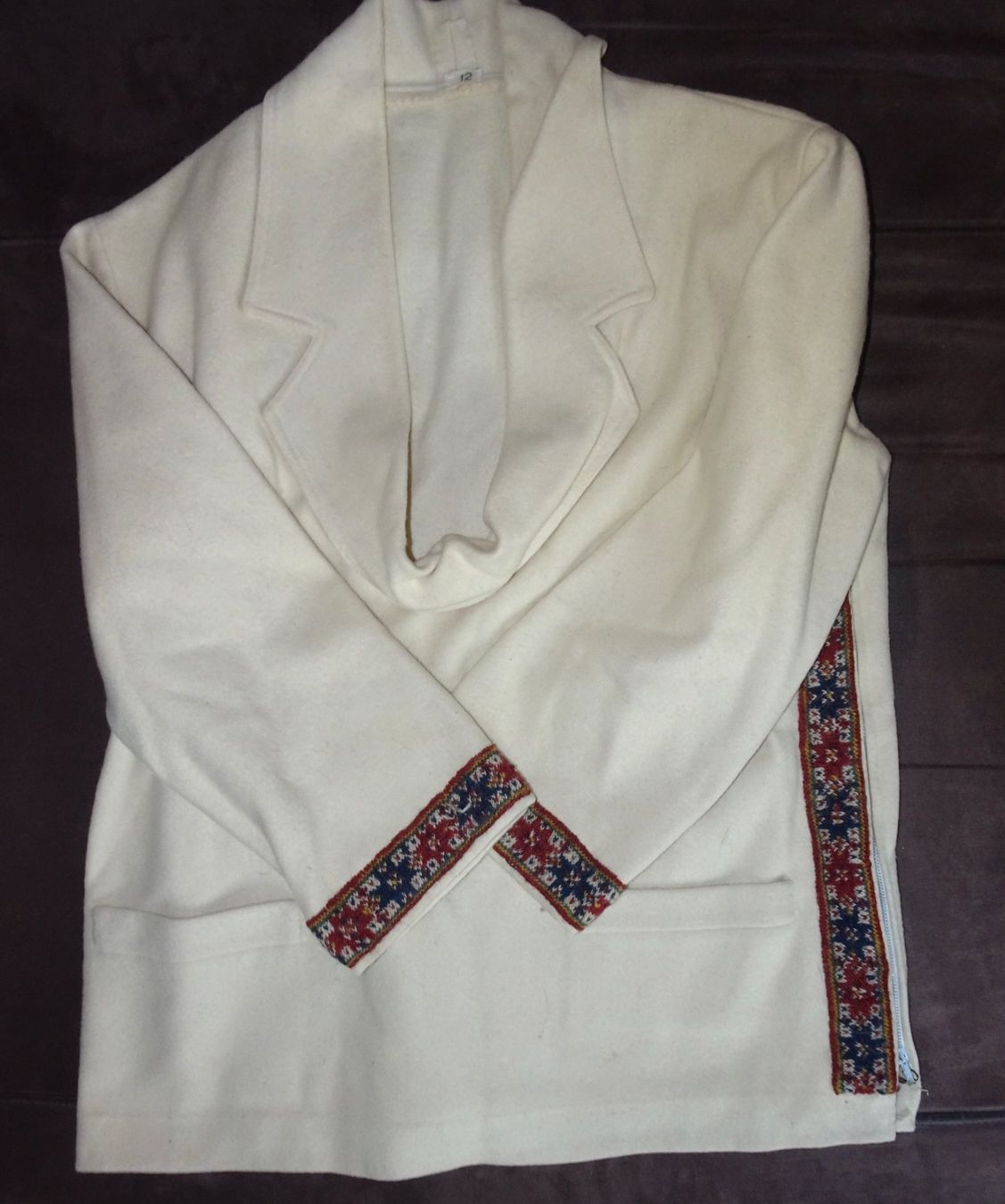 Maglioni & Felpe: Veste/Pull traditionnel grec en laine brodé – Usato da Châtelaine venduto da fil_7lqg 1